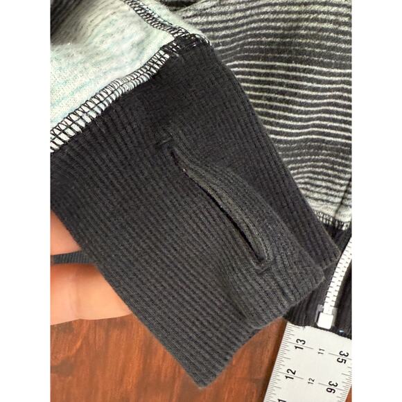 Ivivva by Lululemon Zip Up Scuba Hoodie Jacket‎ Striped Kids Mint Black Youth 12 - Picture 4 of 10